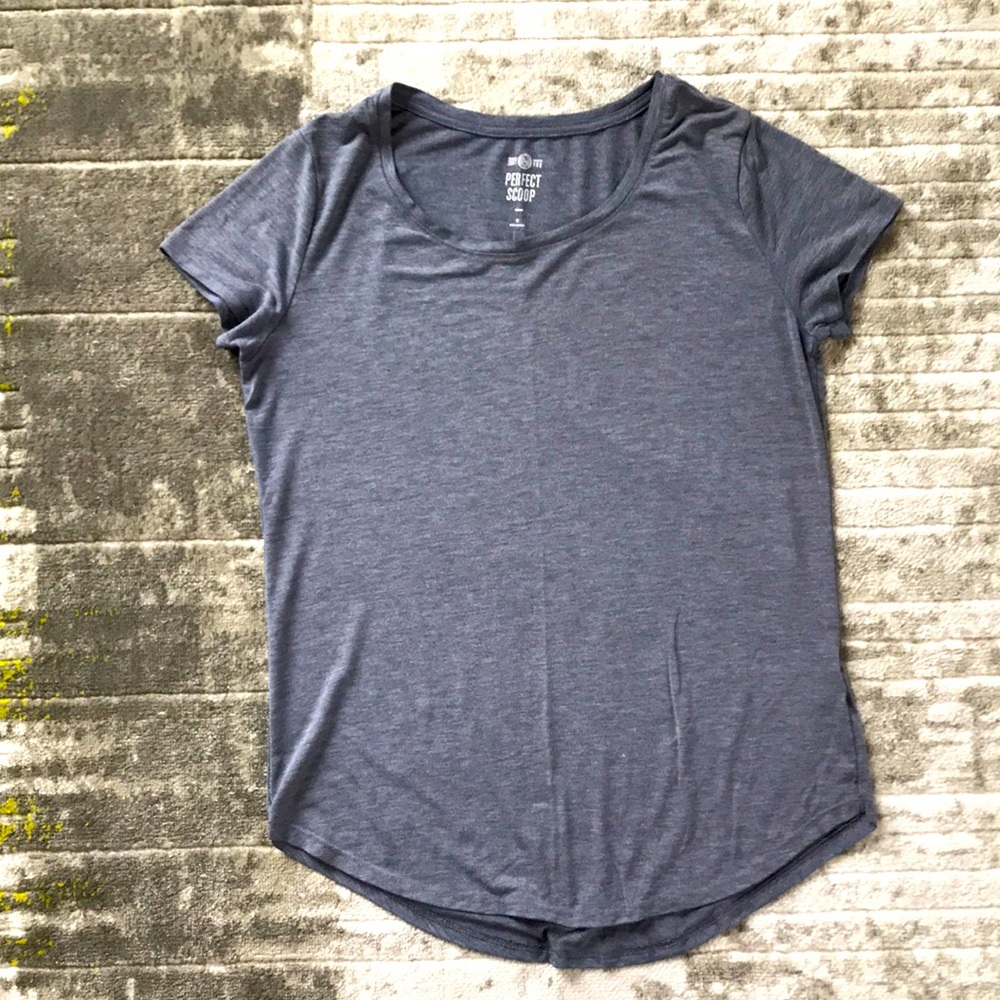 So Juniors’ Relaxed Scoop-Neck T-Shirt